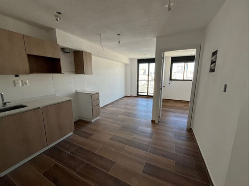 Venta,con Renta Apartamento 1 Dormitorio, Centro