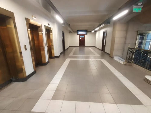 ¡oficina Central 108m², Ideal Ubicación En Santiago!