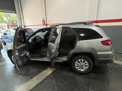 Imagen 14 de 16 de Fiat Palio Weekend Adventure Locker 1.5 16v 2016