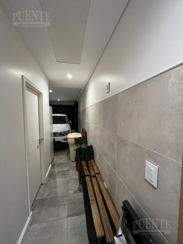 Imagen 18 de 20 de Casa - Banfield Oeste