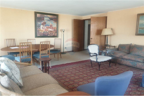 Imagen 4 de 19 de Depto. En Exclusivo Barrio El Golf