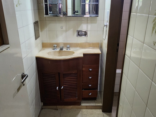 Alquiler De Casa Dueño Directo 450 M2 - San Isidro - 6 Amb Con Patio, Jardin, Garage, Parrilla