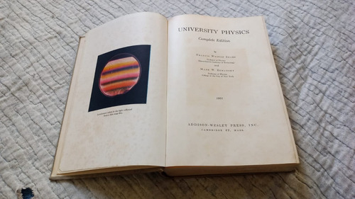 Livro University Phisics Complete Edition
