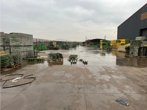 Arriendo Bodega De 2.300 M², Lo Echevers