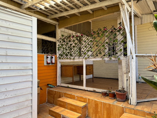 Amplio Terreno En Llolleo Con 3 Casas Buena Ubicación