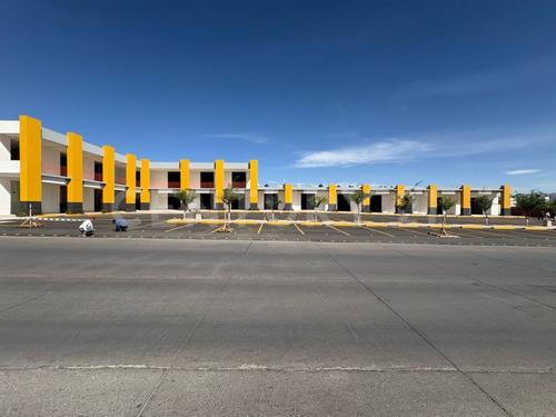 Plaza Comercial El Portal,venta ,en Avenida Guillermo Prieto Lujan, Chihuahua.