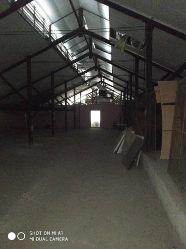 Acuña De Figueroa Y Avda Libertador Predio De 1500 M2 Con Altura