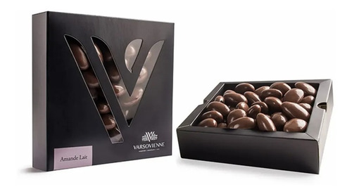 Caja De Almendras Bañadas En Chocolate Varsovienne 120g