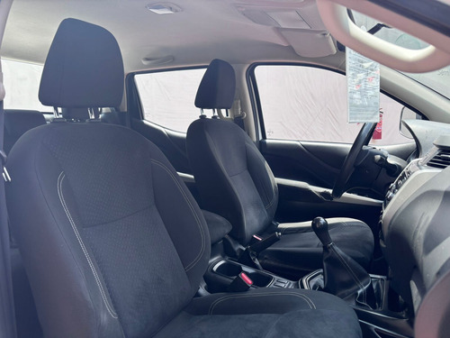 Nissan NP300 2.5 SE Paq Seguridad Mt