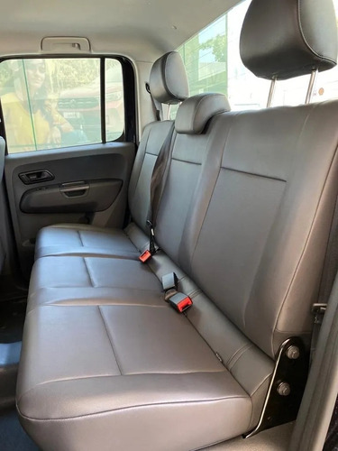 Imagen 17 de 24 de Volkswagen Amarok 2.0 Trendline 4x2 Manual 140cv 2023 0km 03