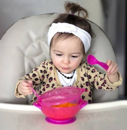 Plato Bowl Infantil Con Ventosa Tapa Y Cuchara Sin Bpa Color Color Al Azar