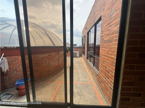 Comercial En El Lago(bogota) Rah Co: 25-158