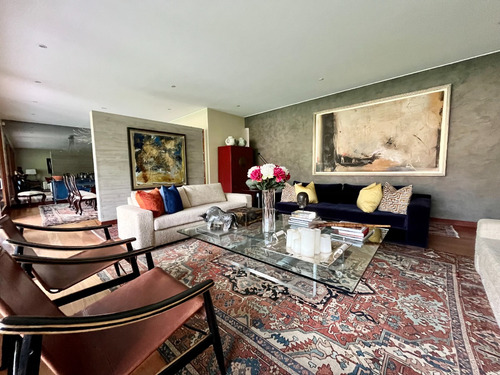 Gran Casa Estilo Mediterránea Excelente Ubicación