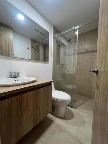 Apartamento En Arriendo En Condominio Planté, En La Vía Rionegro, Marinilla