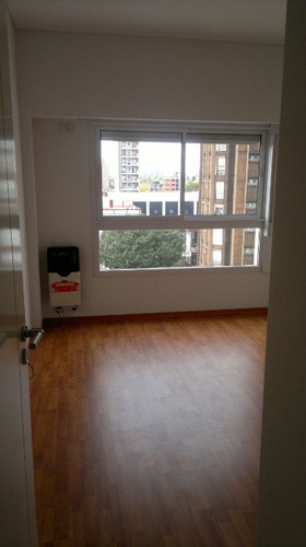 Departamento En Alquiler En Lanus Este