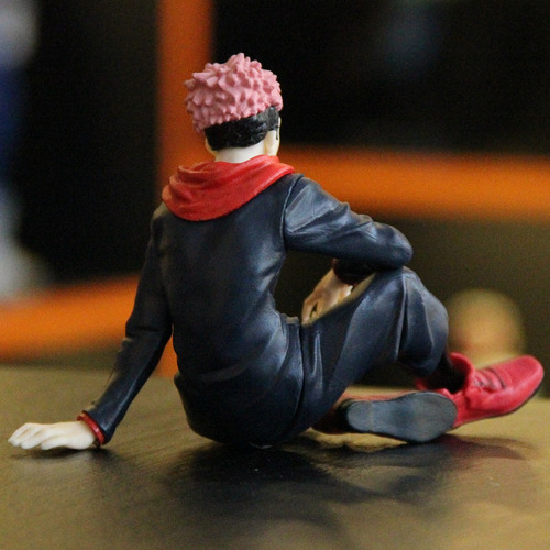 Yuji Itadori Jujutsu Kaisen Boneco Estátua Action Figure 8cm