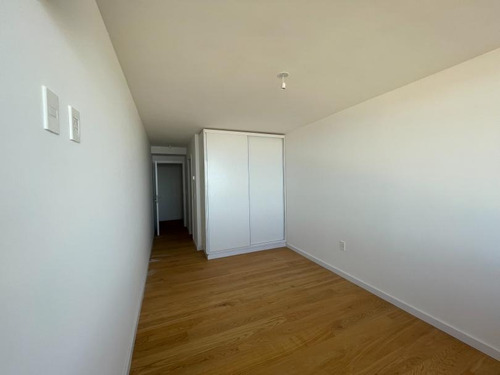 Imagen 5 de 15 de Excelente Apartamento 3 Dormitorios Con Vista A La Rambla De Malvín - Lyra #801