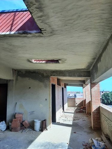 Edificio En Venta En Obra Gris Higuerote