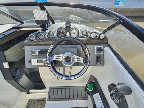 Lancha Custon 25 Cuddy Mercruiser 170hp Turbo Diesel Pata B3