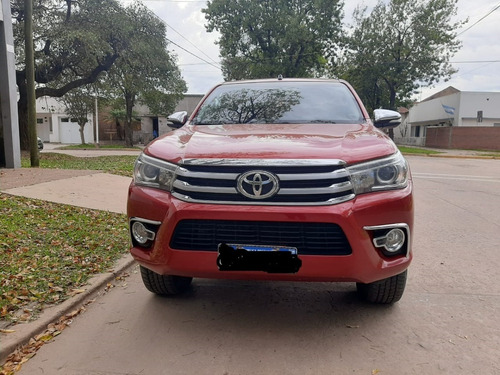 Toyota Hilux 2.8 Srx 4x4 A/t 2017