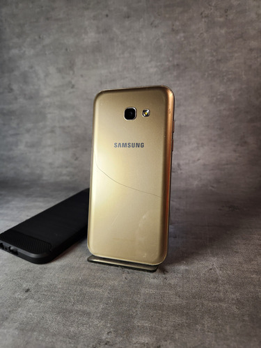 Samsung Galaxy A5 (2017) 32 Gb Oro 3 Gb Ram Amarillo (Usado)