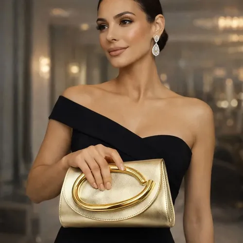 "Clutch Dourada Luxo: De R$79,99 por R$43,55! ✨"