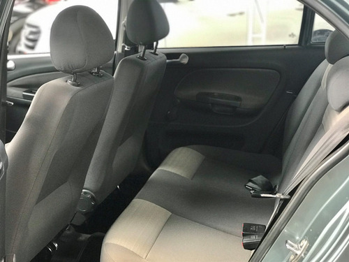 Volkswagen Voyage 1.6 Mi Trend 8v Flex 4p Manual