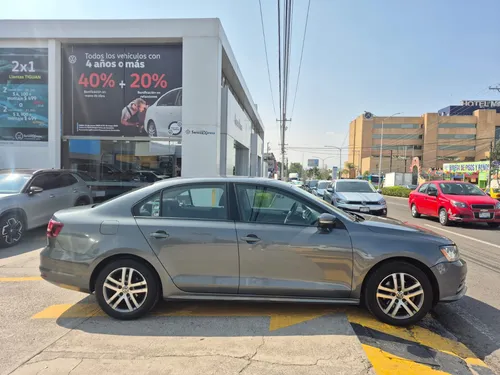 Volkswagen Jetta 2.5 Trendline Tiptronic At