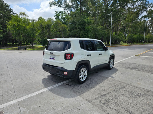 Jeep Renegade 1.8 Sport 4x2 At