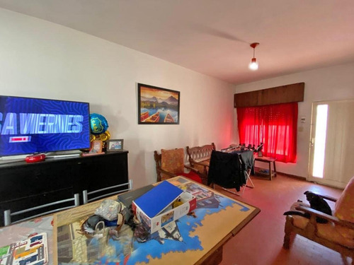 Imagen 2 de 17 de Casa En Ph - 3 Ambientes - Merlo