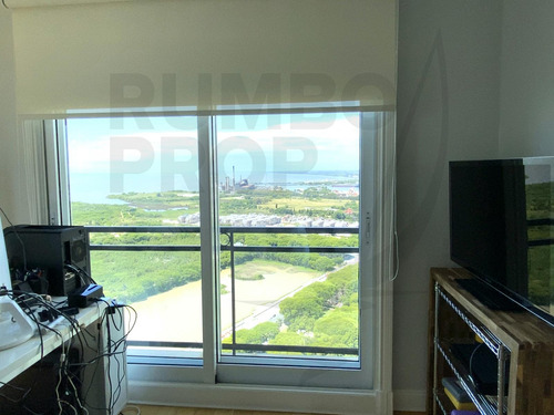 Departamento Con 4 Dormitorios Dependencia Y 2 Cocheras A La Venta En Chateau Puerto Madero