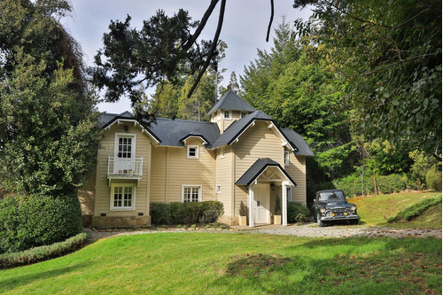 Casa  En Venta Ubicado En Valle Escondido, Bariloche, Patagonia