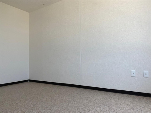 Casa Nueva En Tizayuca, Con Espacio Para Negocio En Planta Baja, 3 Recamaras Y 3 Baños.