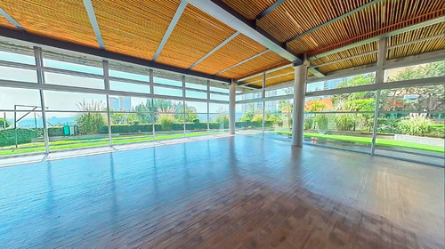 Departamento En Venta En Bosque Real, 3 Recámaras, Entrega Inmediata
