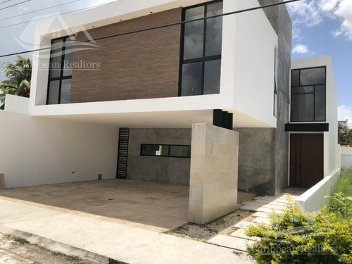 Casa En Venta En  Mérida Yucatan Ihzl4004