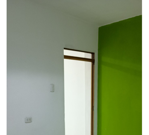 Alquilo Local Comercial O Para Oficina 70m2 Zona Centrica S/ 2,300.00