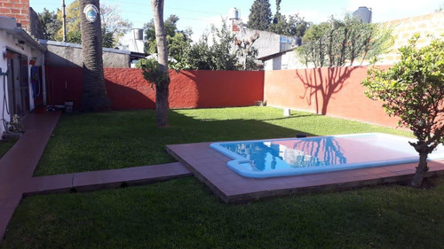 Imagen 15 de 19 de Venta - Casa Galpón Local - Pablo Nogues