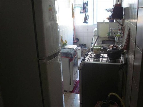 Imagem 1 de 25 de Apartamento Amplo Na Avenida Presidente Wilson Perto Da Praia Da Faculdade Fortec E Do Emrcado Extra E Tambem De Ponto De Onibus E Lotacao - Hm696