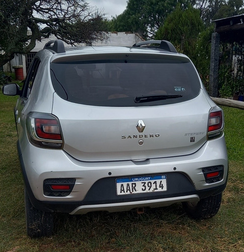 Renault Sandero Stepway 2017 1.6 Privilege 105cv