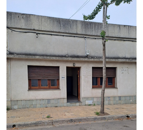 Jm Se Alquila Linda Y Cómoda Casa Céntrica