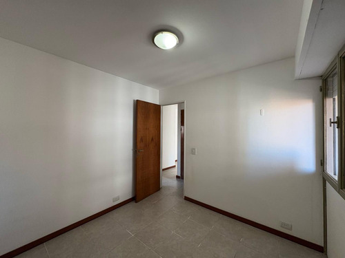 Departamento En Alquiler | 2 Dormitorios | Nueva Cordoba | Frente C/ Balcón | Zona Buen Pastor