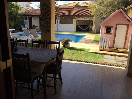 Alphaville 06 | Casa Térrea | Venda | 4 Suítes Integradas Com A Piscina | Jardim Incrível - Cnc1162