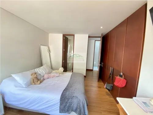 Casa Bosque De Pinos Con Terraza