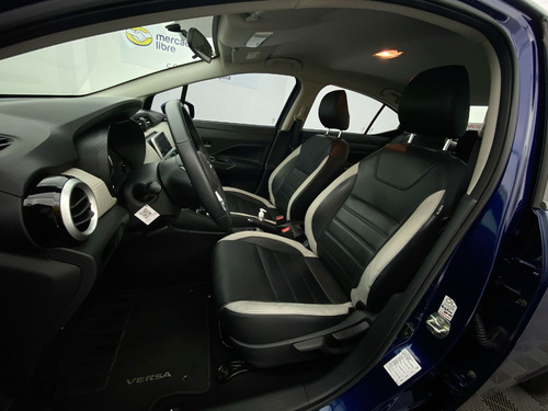 Imagen 16 de 25 de Nissan Versa Exclusive At 1.6