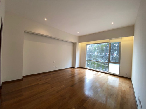 Imagen 10 de 27 de Departamento Sobre Paseo De Los Tamarindos Con Balcon Y Amen
