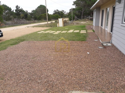 Imagen 16 de 16 de Casa De 3 Dormitorios En Arenas De Jose Ignacio En Alquiler Invernal Y Alquiler