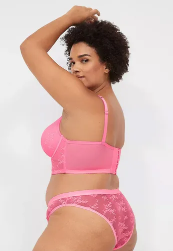 Brasier Línea Larga En Encaje Rosado Busto Pesado Copa Demi