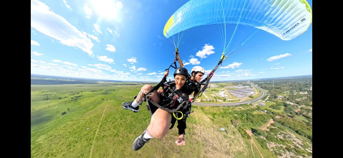 Vuelo En Parapente