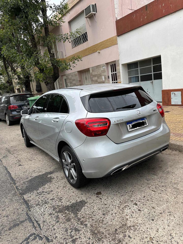 Imagen 4 de 7 de Mercedes-benz Clase A 1.6 A 200 At Urban 156cv Thermotronic