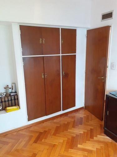 Imagen 8 de 16 de Sucre 2200 - Piso De 4 Ambientes Con Dependencia Al Frente Con Balcón - Bajas Expensas